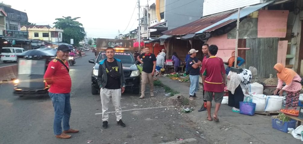 KOTAMOBAGUJaga Ketertiban Umum, Satpol-PP Kotamobagu Giat Pengawasan Pasar